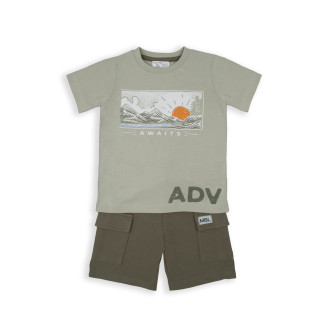 conjunto t-shirt e calção menino